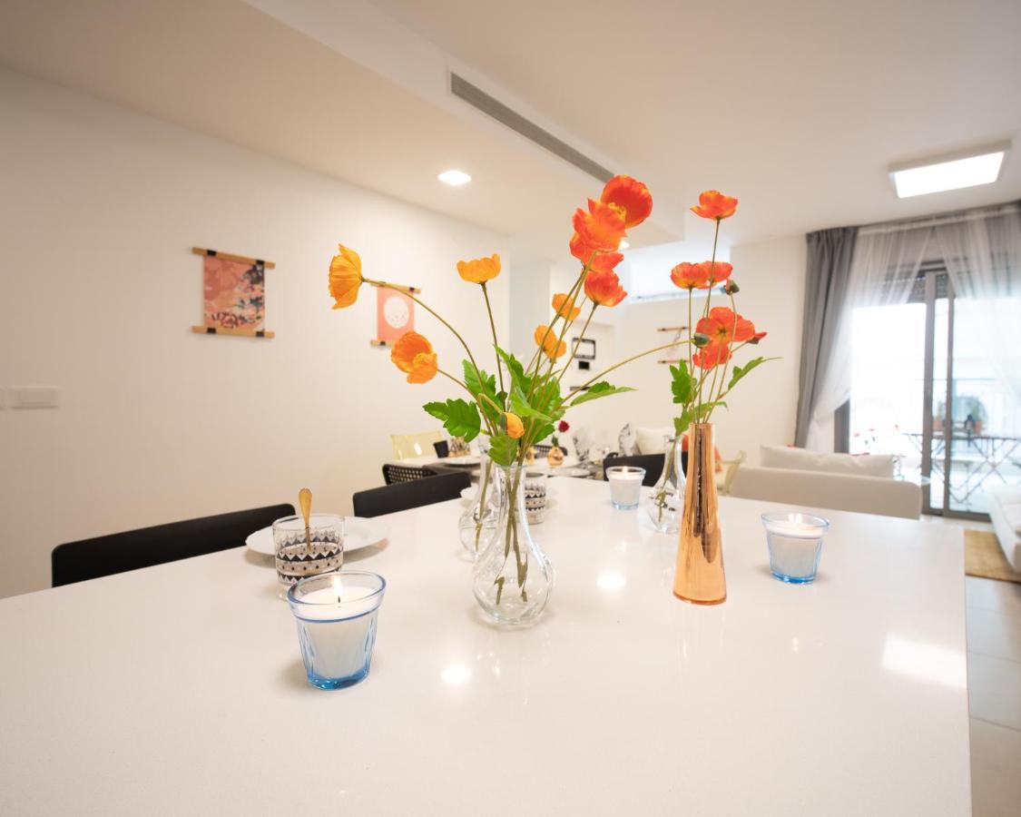 Harav Kuk Modern Apartment By Nimizz Jerusalem Exterior foto