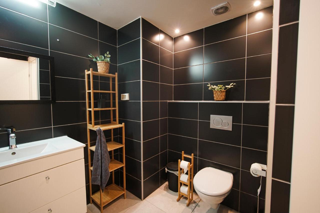 Harav Kuk Modern Apartment By Nimizz Jerusalem Exterior foto